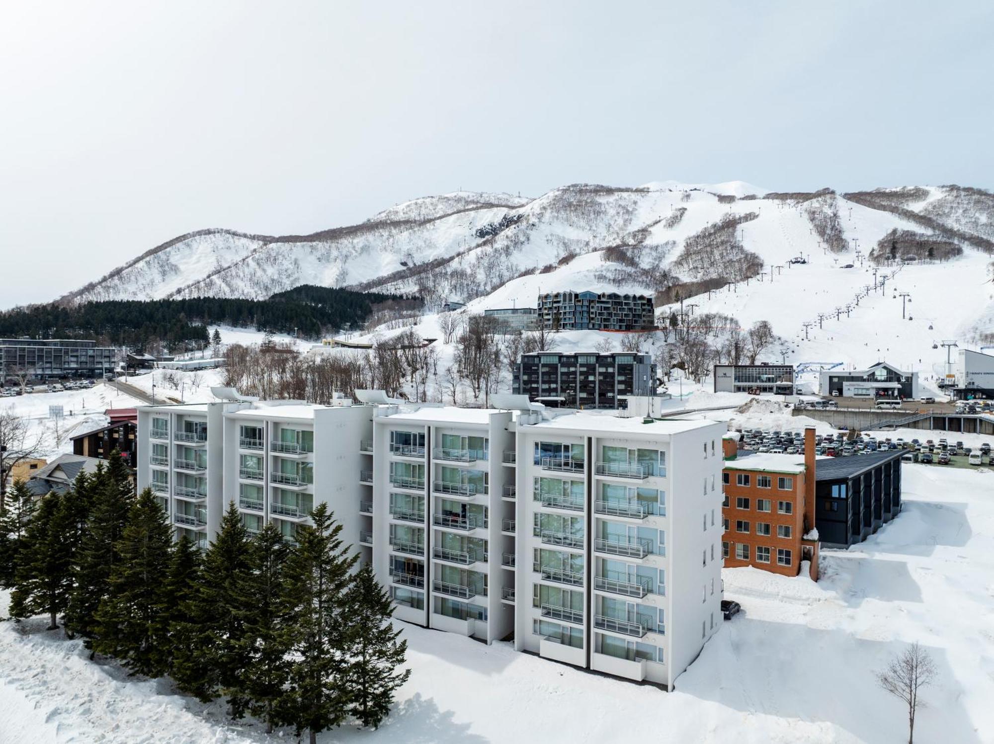 Niseko Landmark View Кучан Екстериор снимка