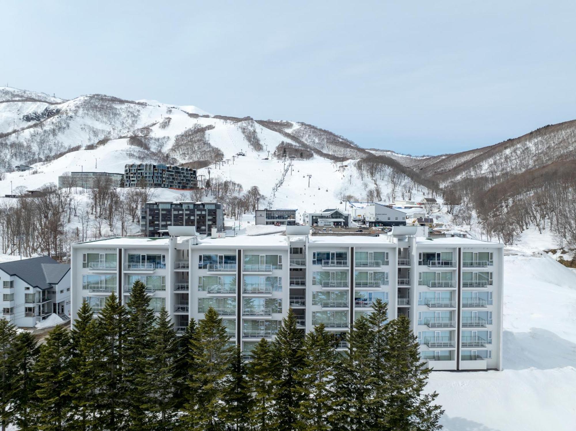 Niseko Landmark View Кучан Екстериор снимка