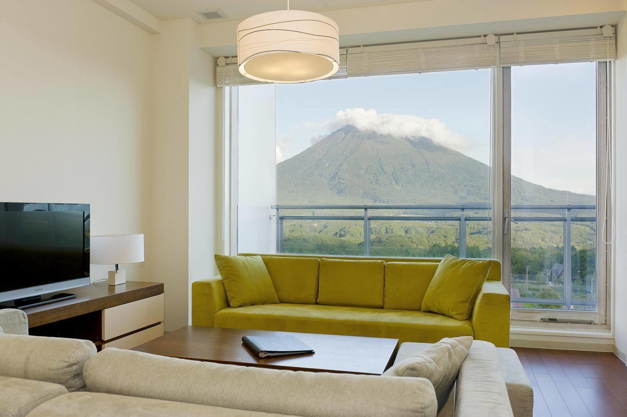 Niseko Landmark View Кучан Екстериор снимка